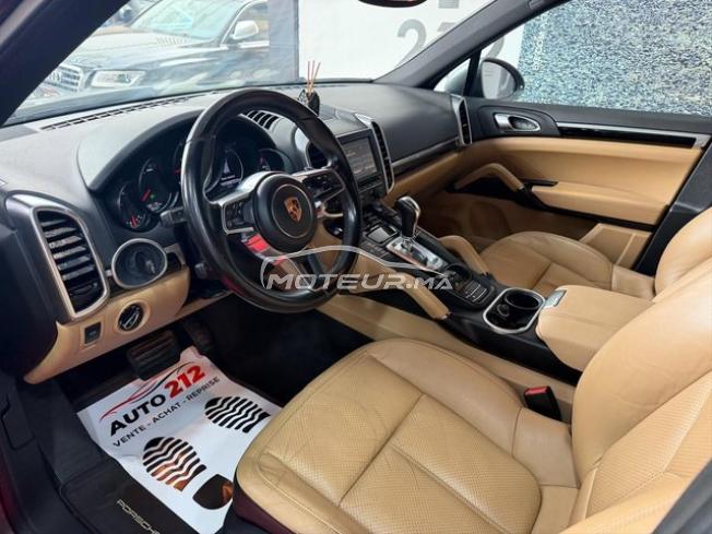 PORSCHE Cayenne 2016