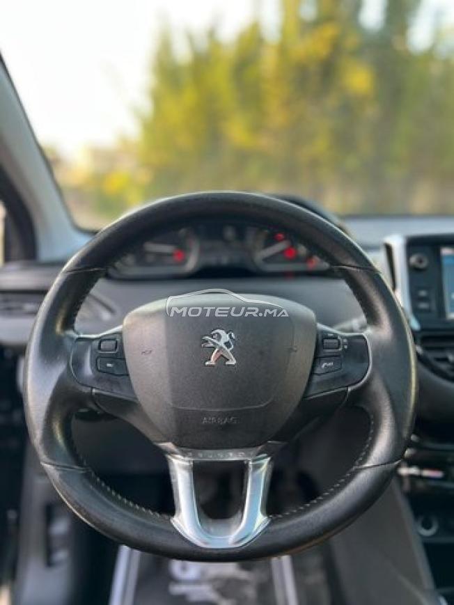 Peugeot 208 White Édition 2019