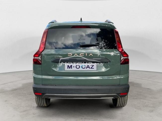 DACIA. Jogger