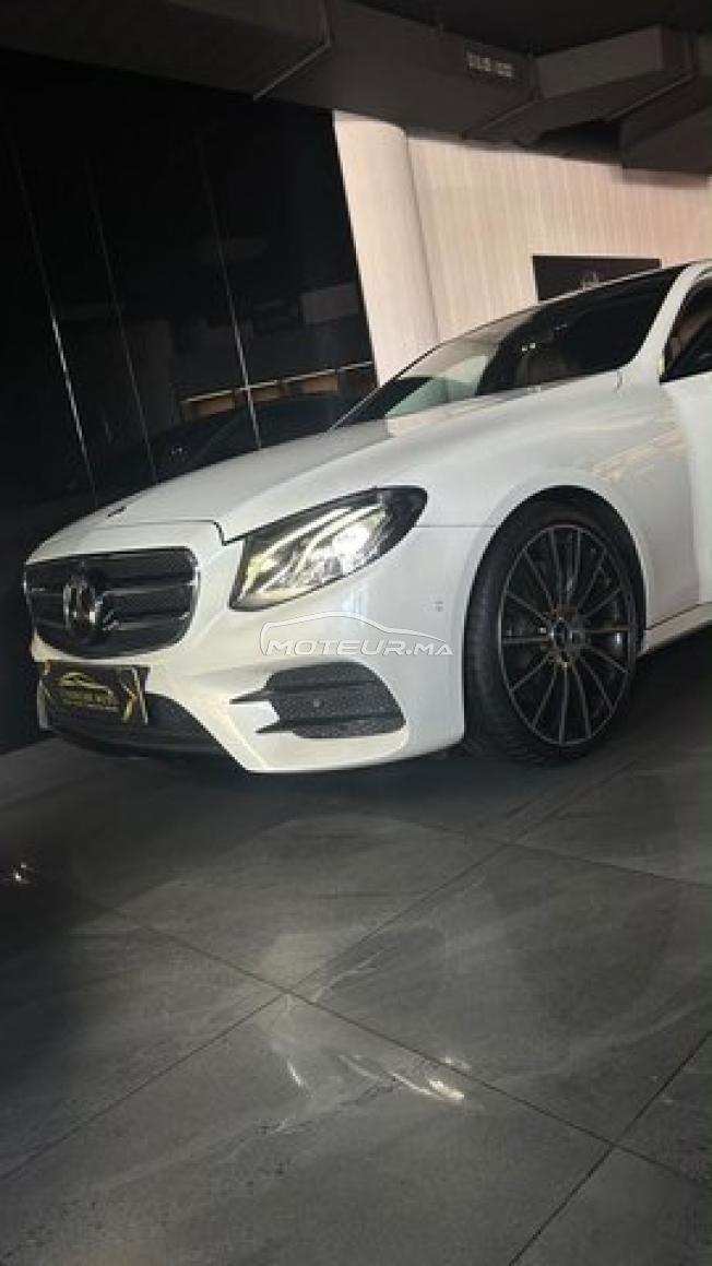 Mercedes Benz class e 220 pack amg 