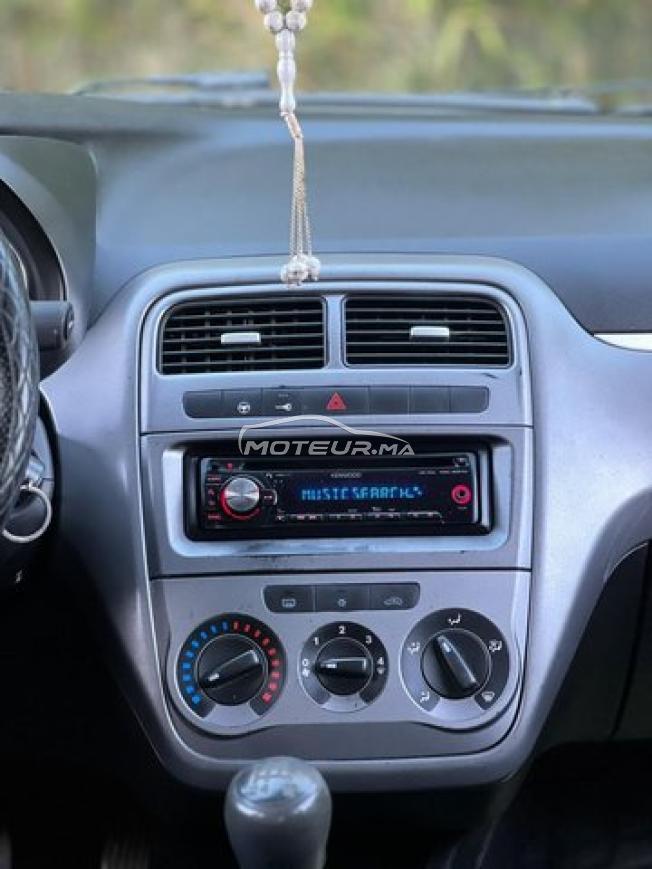Fiat punto essence model 2012 manuelle a Salé 