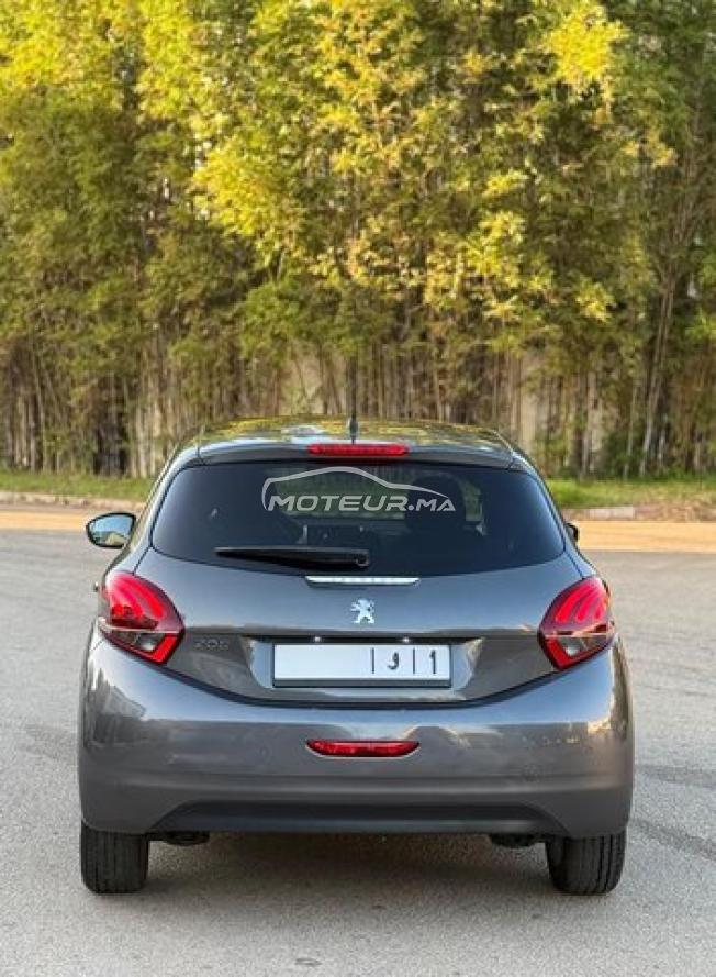 Peugeot 208 White Édition 2019❣️