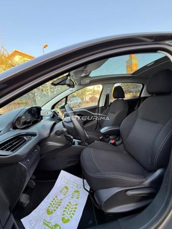 Peugeot 208 White Édition 2019❣️