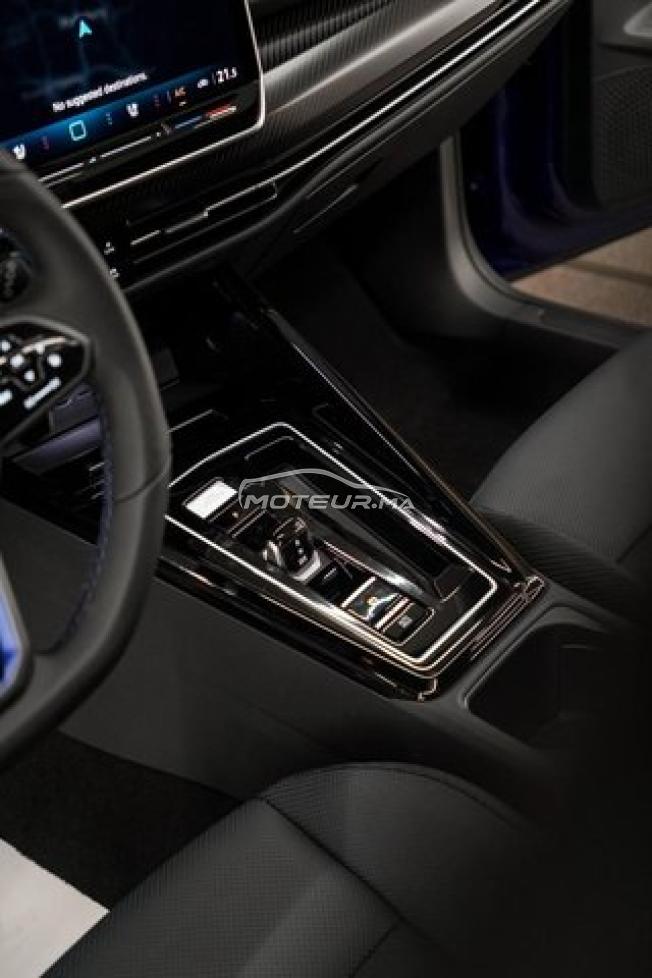 Volkswagen Golf 8 R Performance city