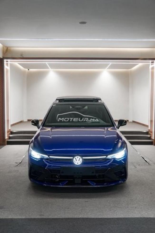 Volkswagen Golf 8 R Performance city