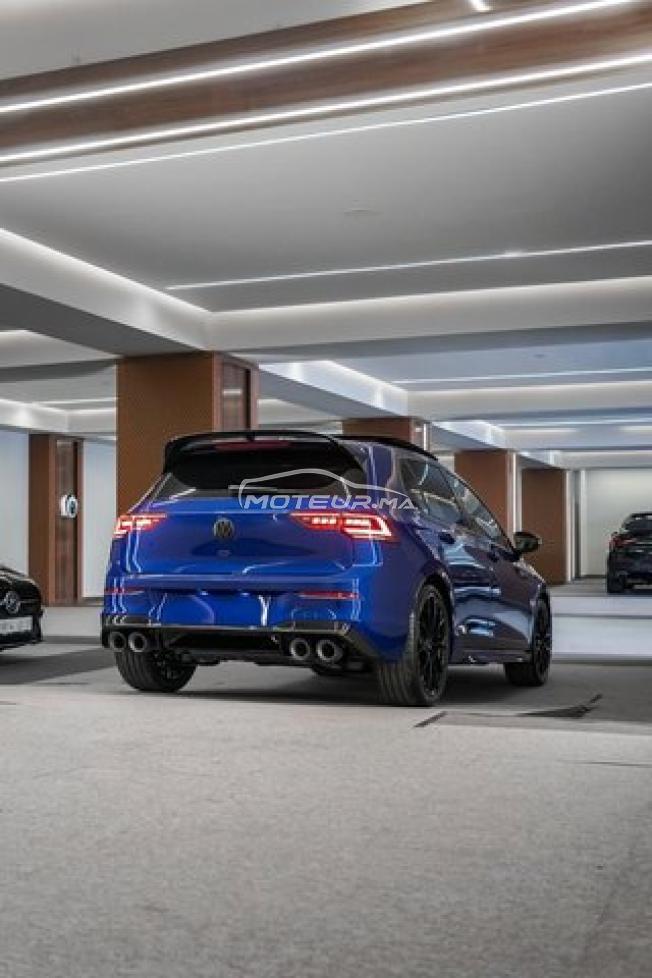 Volkswagen Golf 8 R Performance city