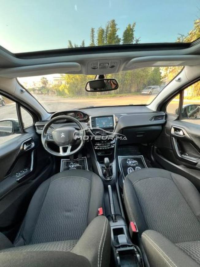 Peugeot 208 White Édition 2019❣️