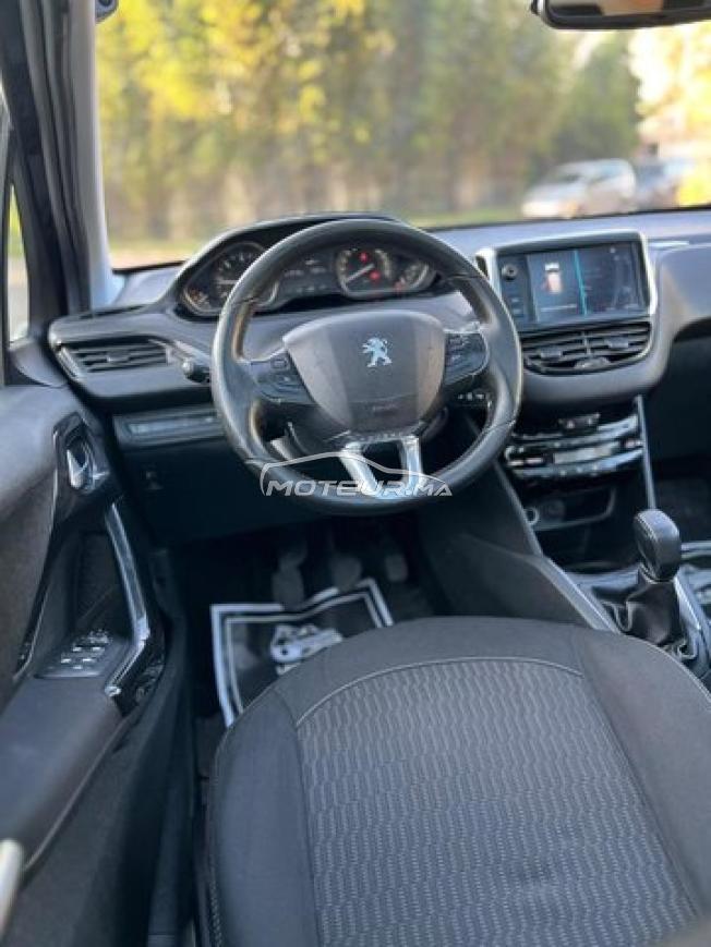 Peugeot 208 White Édition 2019❣️