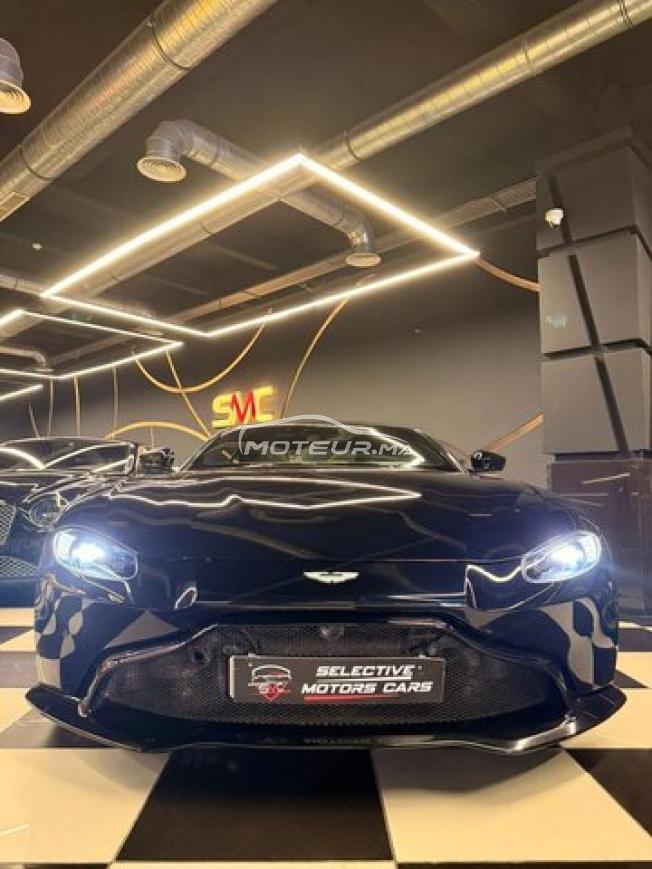 ASTON MARTIN VANTAGE V8