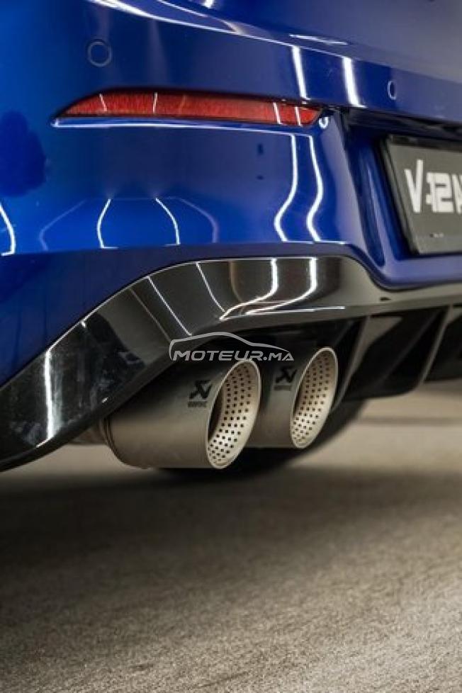Volkswagen Golf 8 R Performance city