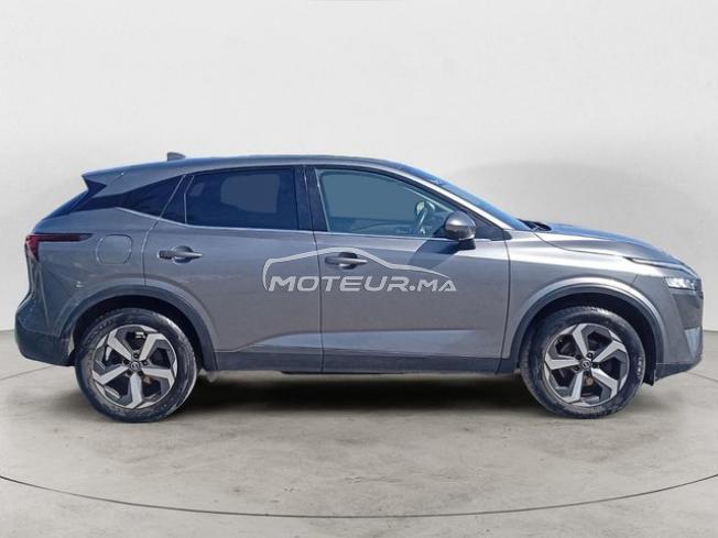 NISSAN. Qashqai