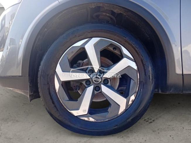 NISSAN. Qashqai