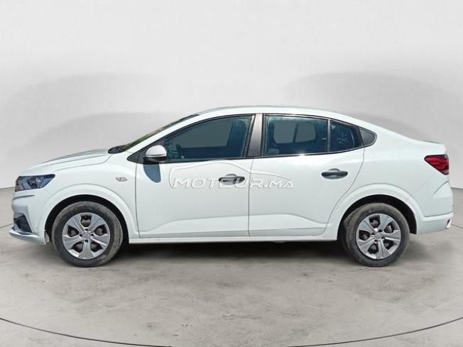 DACIA. Logan