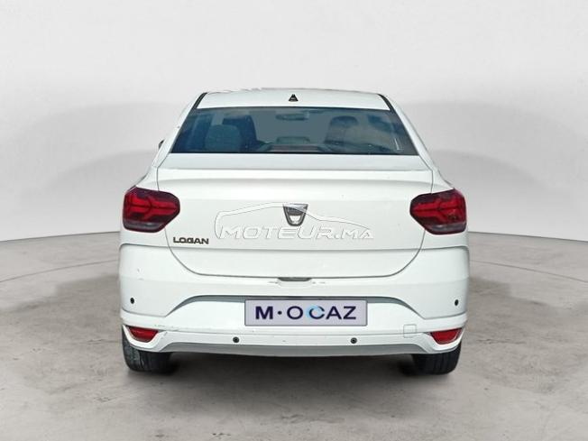 DACIA. Logan