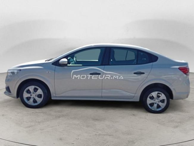 DACIA. Logan