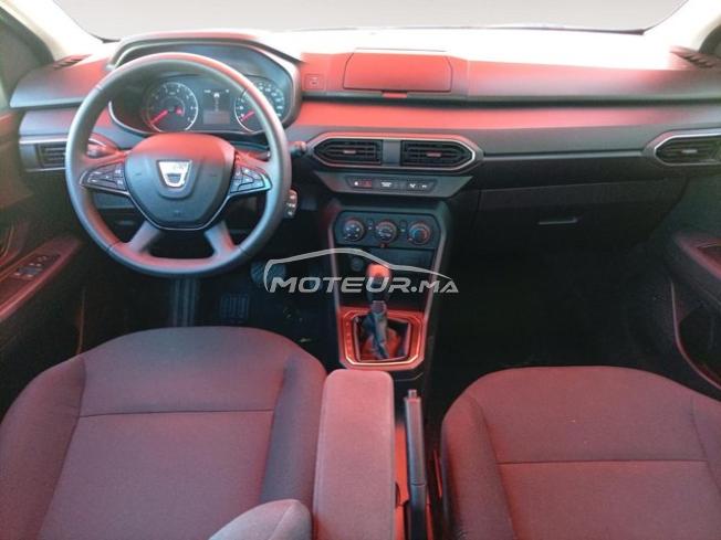 DACIA. Logan