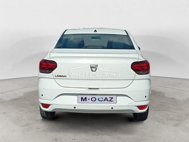 DACIA. Logan