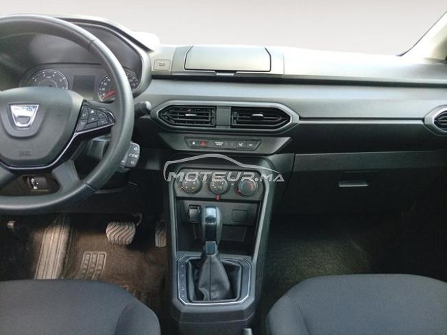 DACIA. Logan