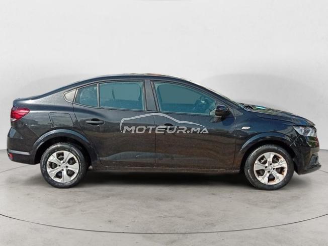 DACIA. Logan