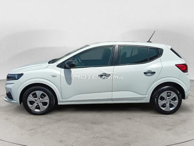 DACIA. Sandero