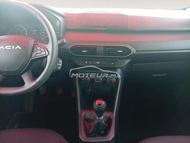 DACIA. Sandero