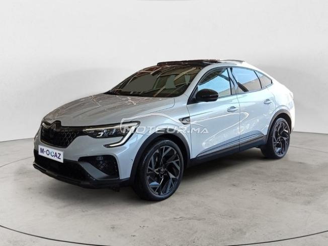 RENAULT. Arkana