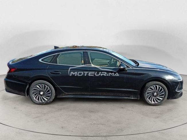 HYUNDAI. Sonata