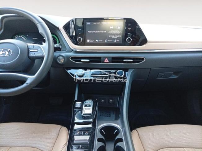 HYUNDAI. Sonata