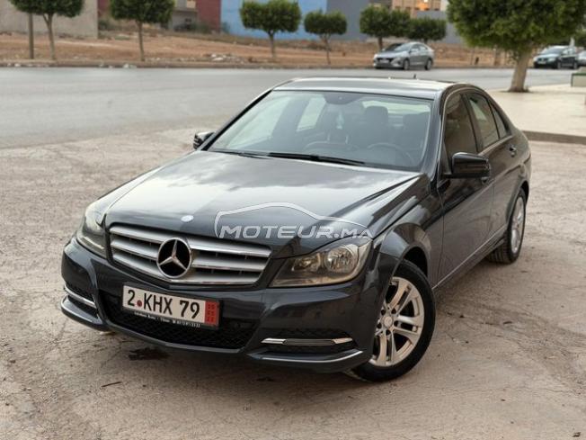 Mercedes-benz C220 