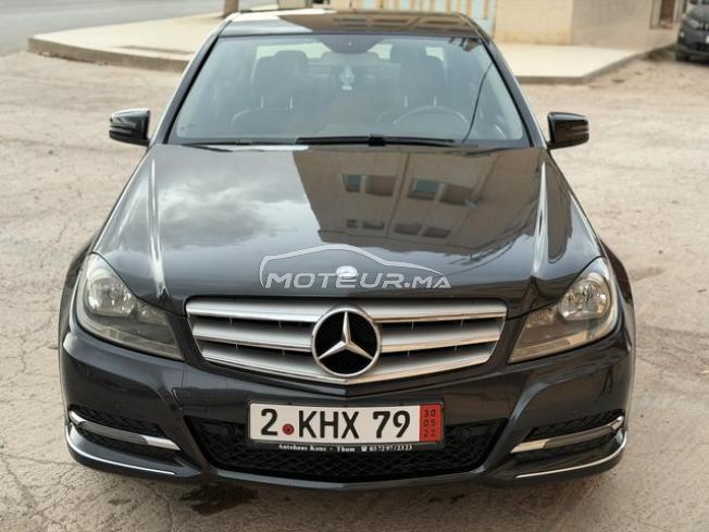 Mercedes-benz C220 