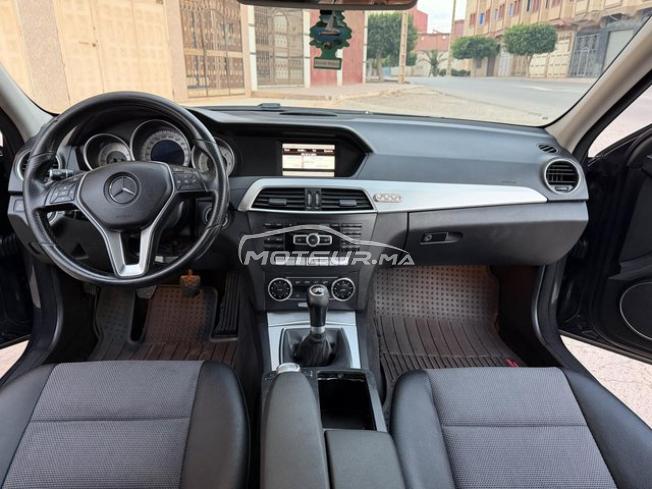 Mercedes-benz C220 