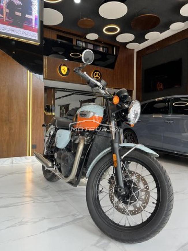 triumph 900