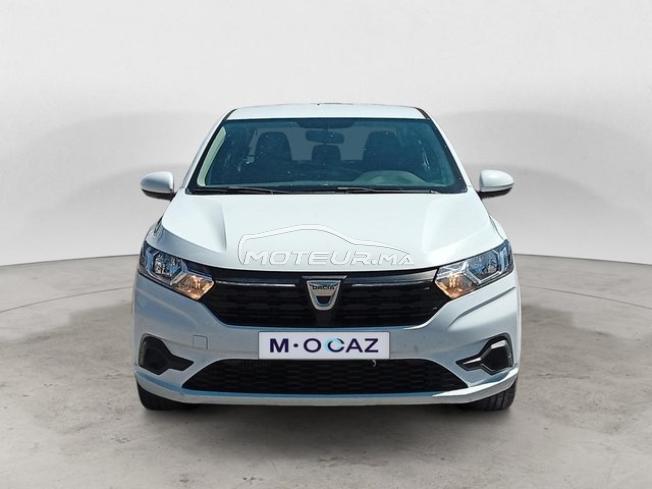 DACIA. Logan