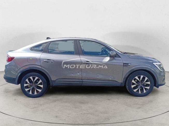 RENAULT. Arkana