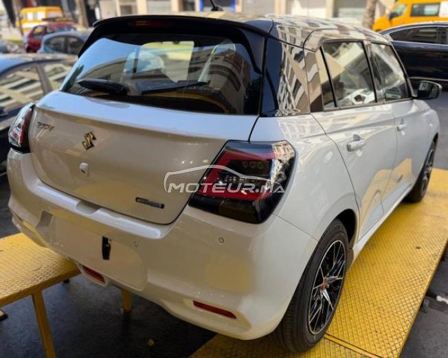 Suzuki Swift Essence MHEV