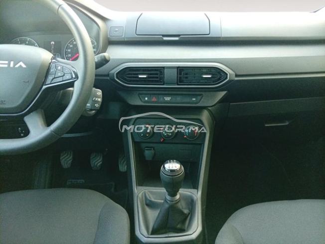 DACIA. Sandero
