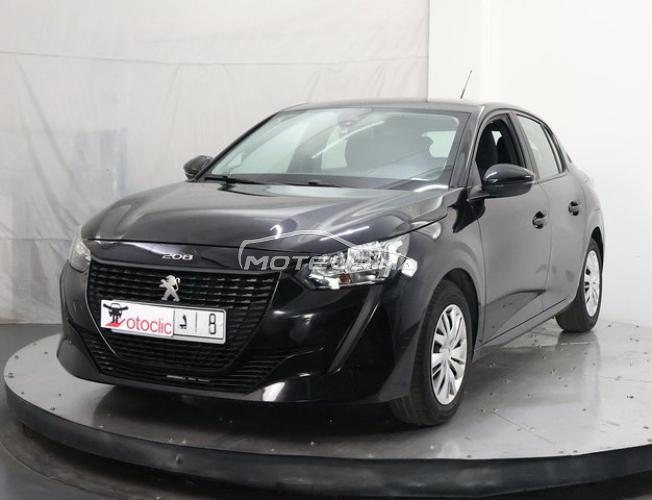 Peugeot 208 Essence Manuelle 2023 à Casablanca