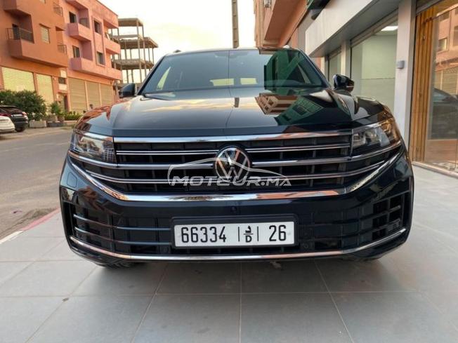 VOLKSVAGEN TUAREG 