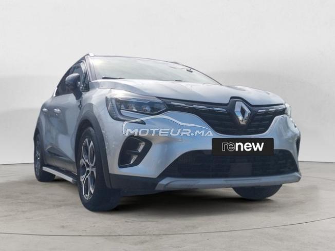 RENAULT. Captur