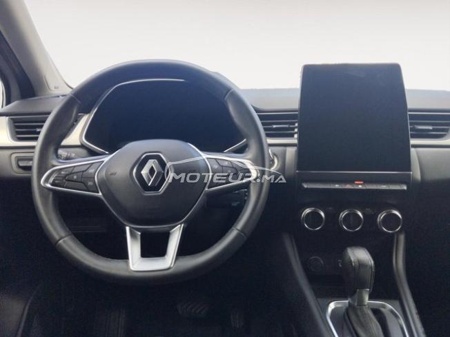 RENAULT. Captur