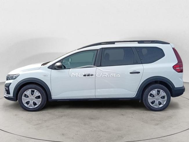 DACIA. Jogger