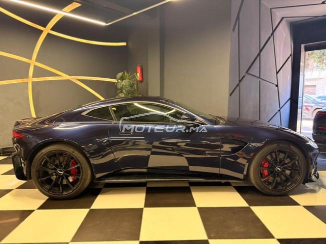 ASTON MARTIN VANTAGE