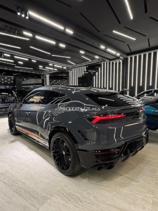 Lamborghini urus se 