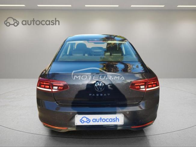 2418 - Volkswagen Passat 2021 expertisée avec fina