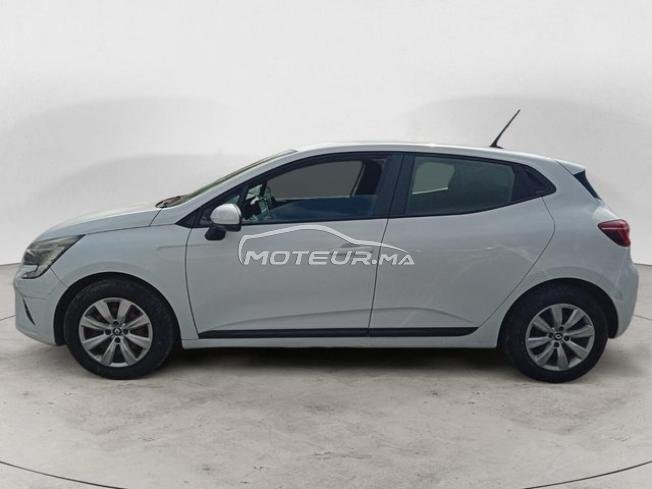 RENAULT. Clio