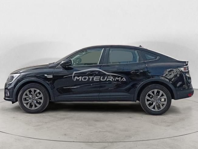 RENAULT. Arkana