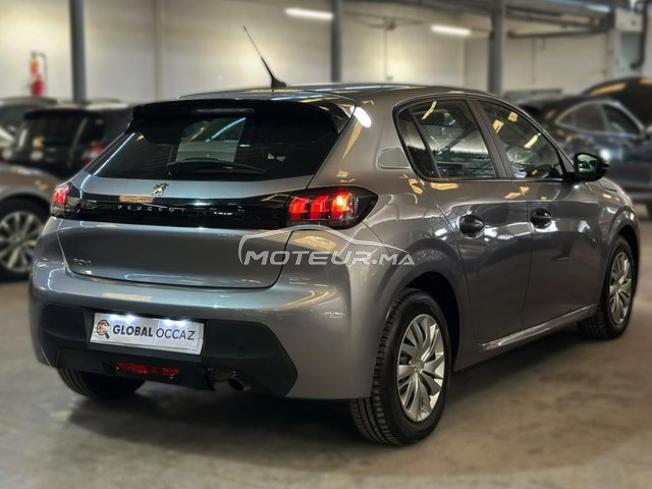 Peugeot 208 Diesel Manuelle 2023 à Casablanca