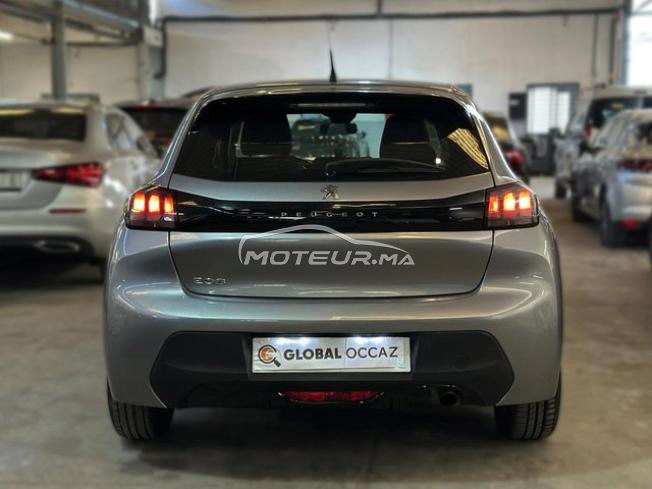 Peugeot 208 Diesel Manuelle 2023 à Casablanca