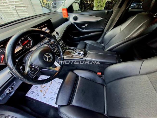Mercedes-Benz E 220 d à Casablanca 