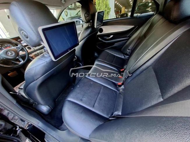 Mercedes-Benz E 220 d à Casablanca 